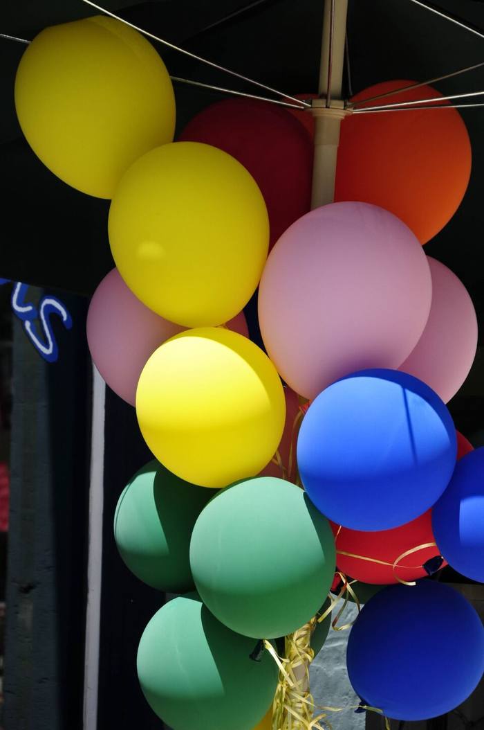 Renkli balon buketi